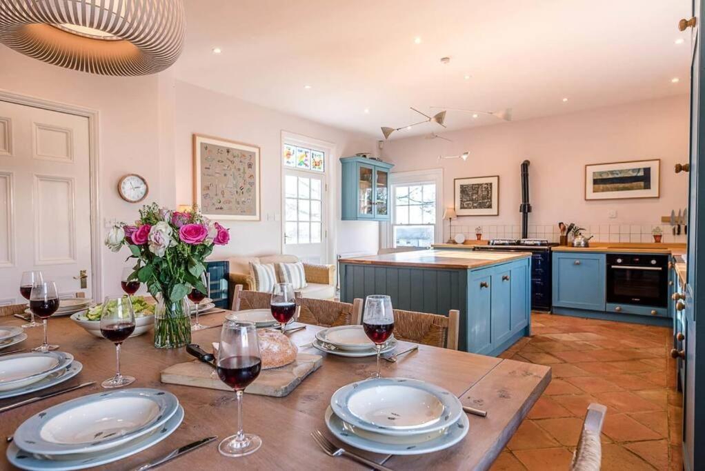 Kingsfield House, Aldeburgh 빌라 외부 사진